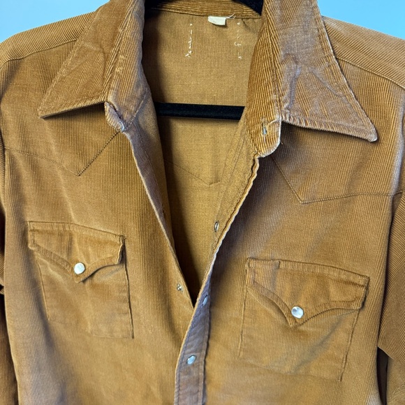 Men's Brown Corduroy Casual Button Down Shirt - Picture 5 of 5